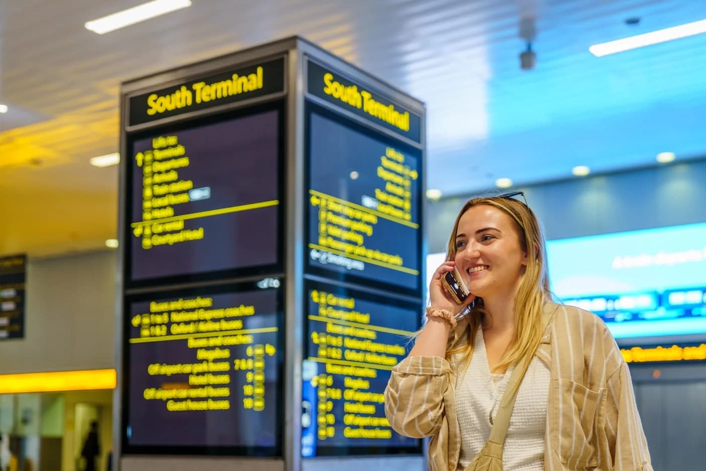 Best Phone Plan for International Travel: Carriers, SIM Cards, Wi-Fi and eSIMs Compared
